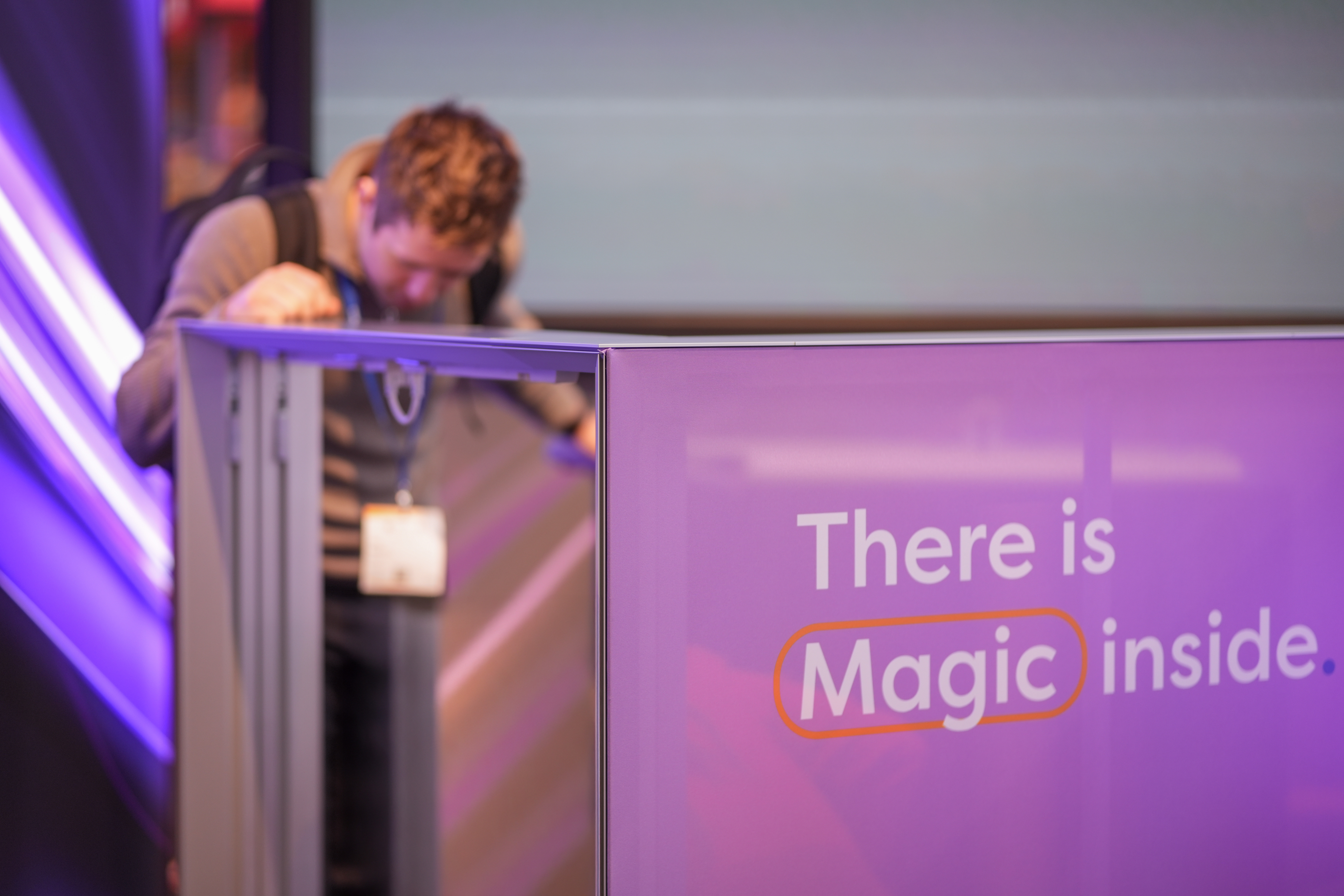 NEW: Modular sidelit lighting system