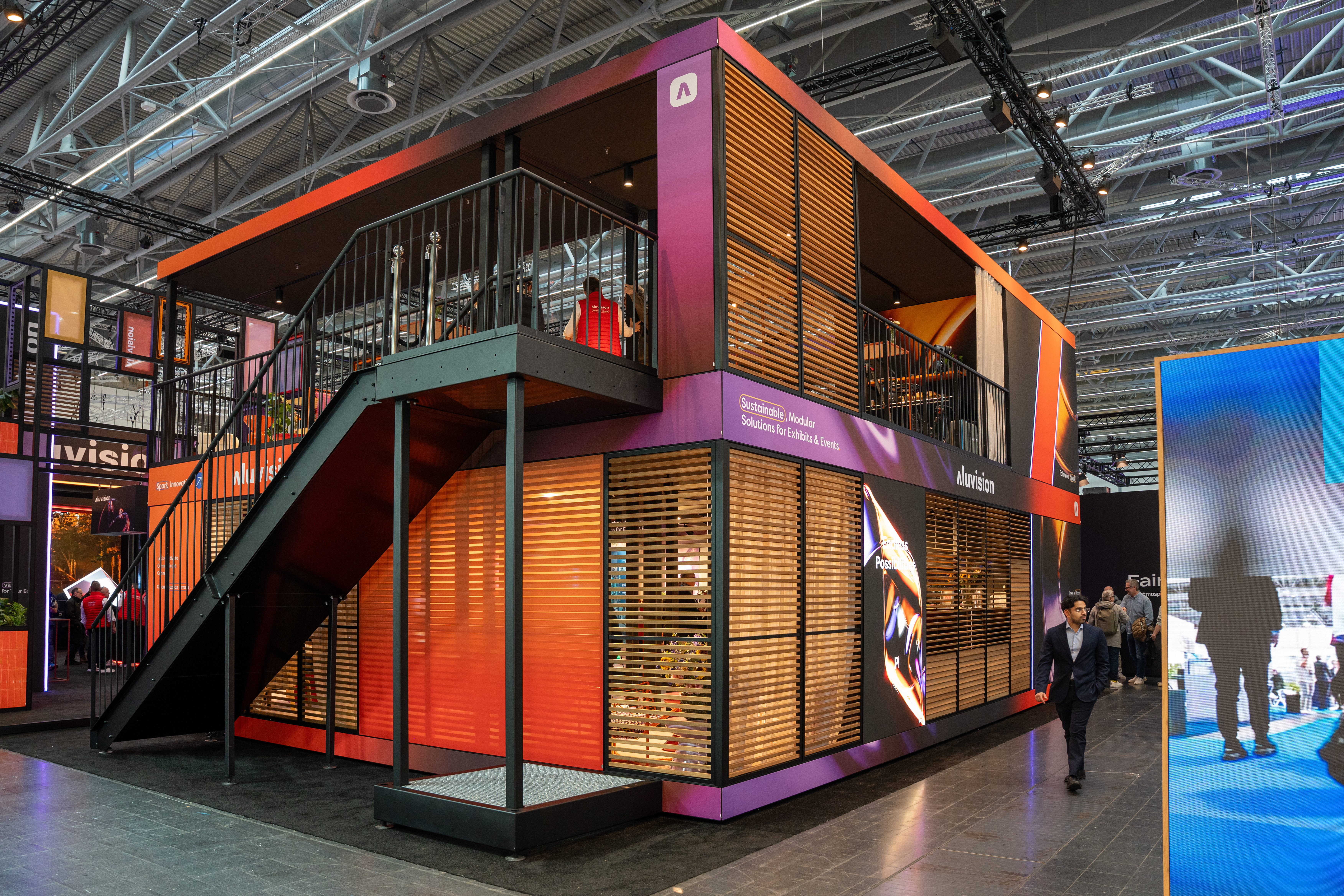 NEW: Flexbox staircase & landing platform