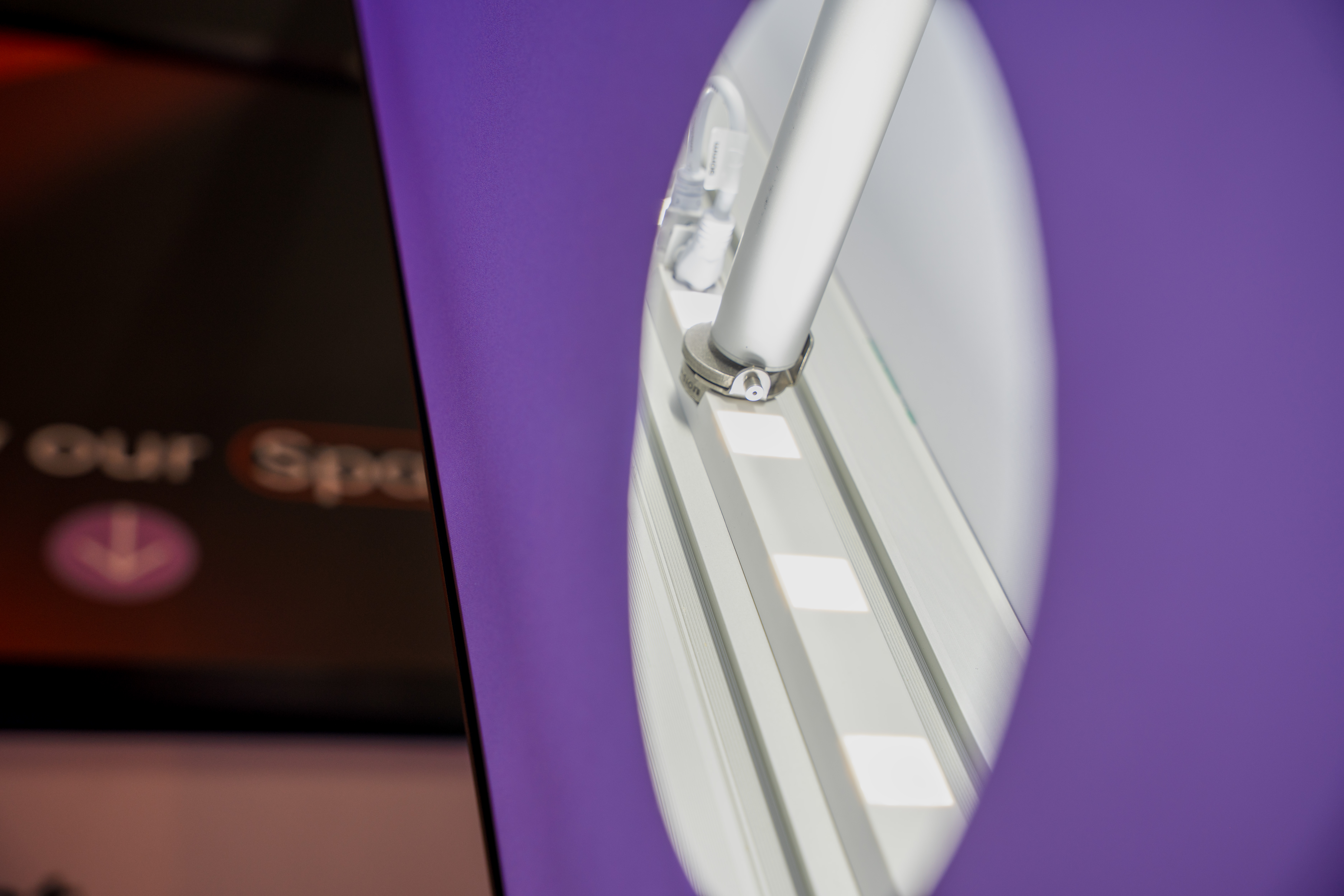 NEW: Modular sidelit lighting system